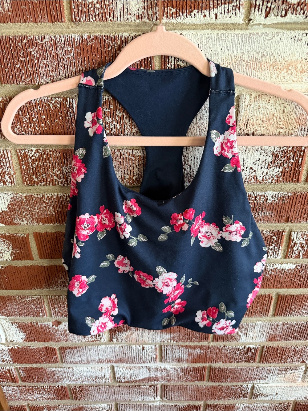 GapFit Women’s XL Navy Blue Floral Blackout Technology Racerback Bra